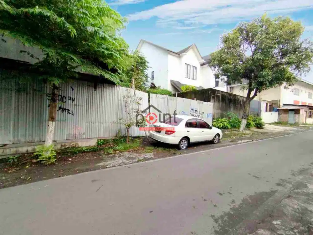 Tanah Bagus Strategis Luas di Mangkubumen - Manahan Solo. Kota