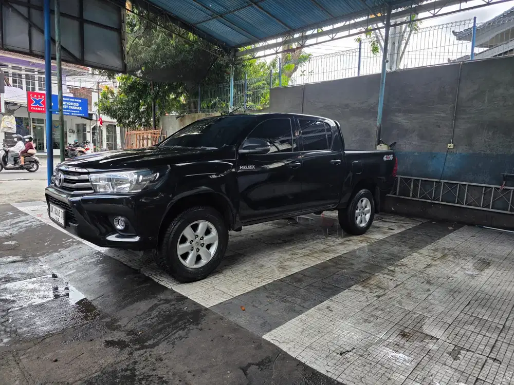 Toyota HILUX 2019 Double cabin MT E