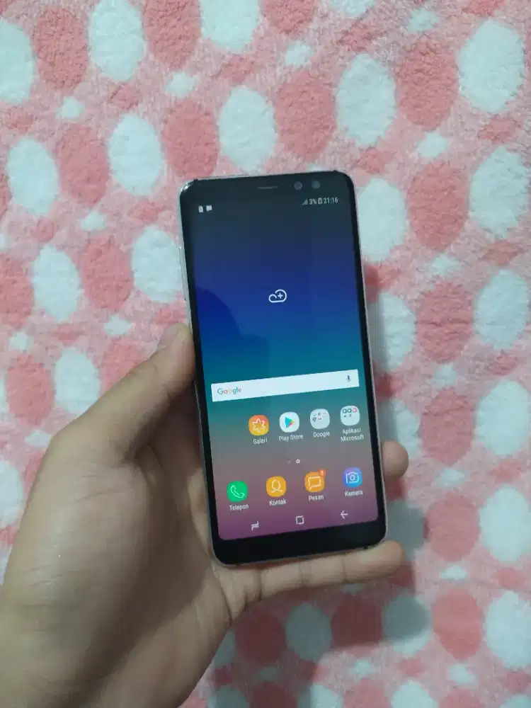 Samsung a8 2018 4/32gb