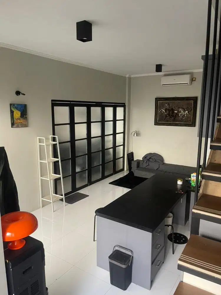 Di Kontrakan Rumah Pribadi full furnished! 3rd floor