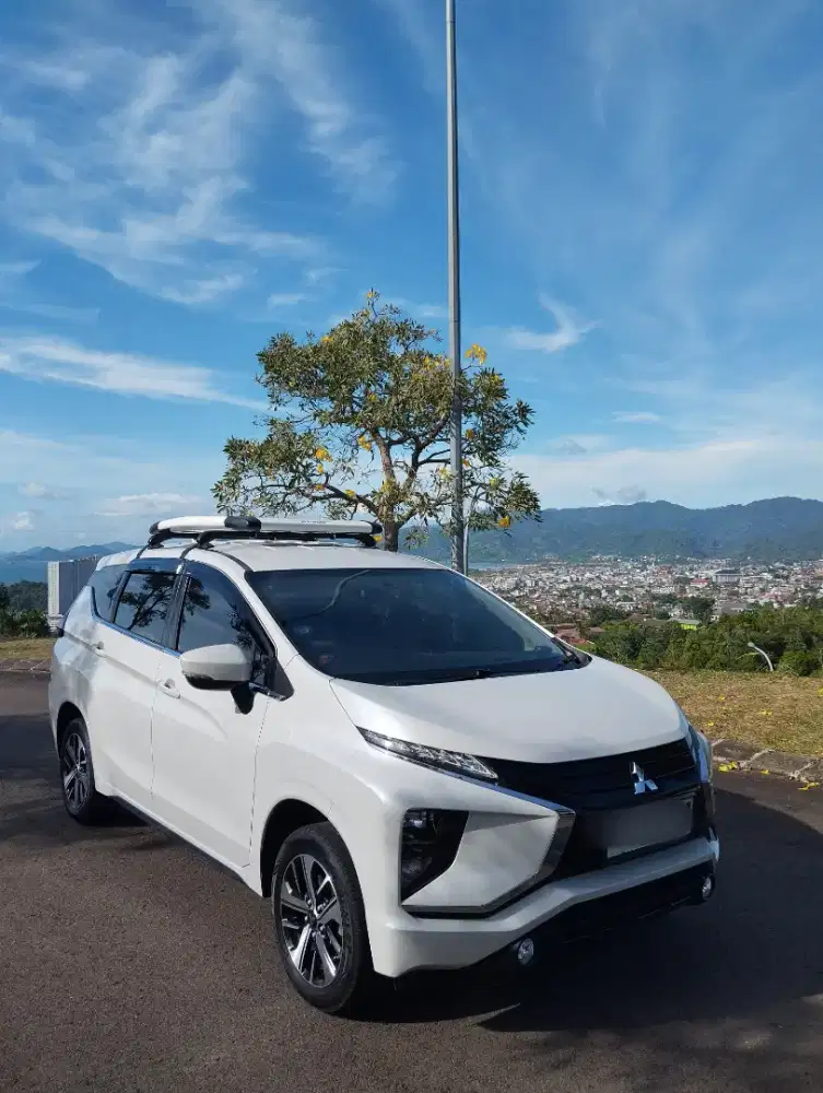 Mitsubishi Expander type Exceed