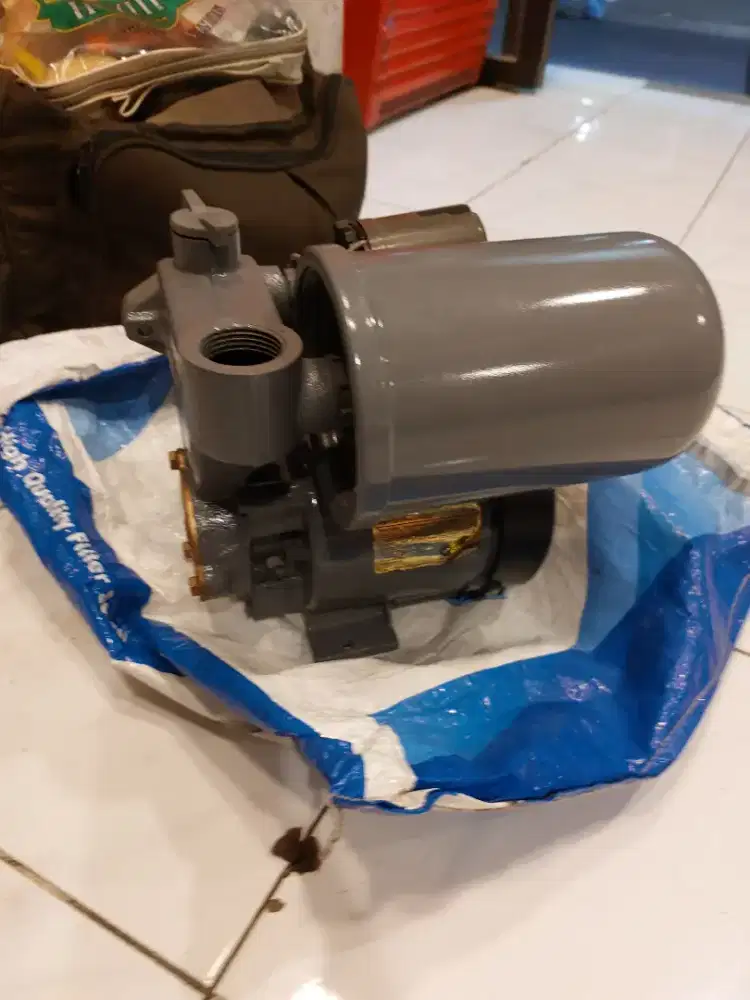 Tukang ledeng Pipa mampet/saluran tersumbat pasang Pompa/Tandon air