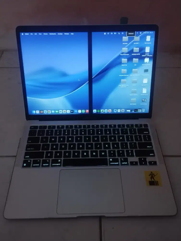 MacBook Air M1 2021