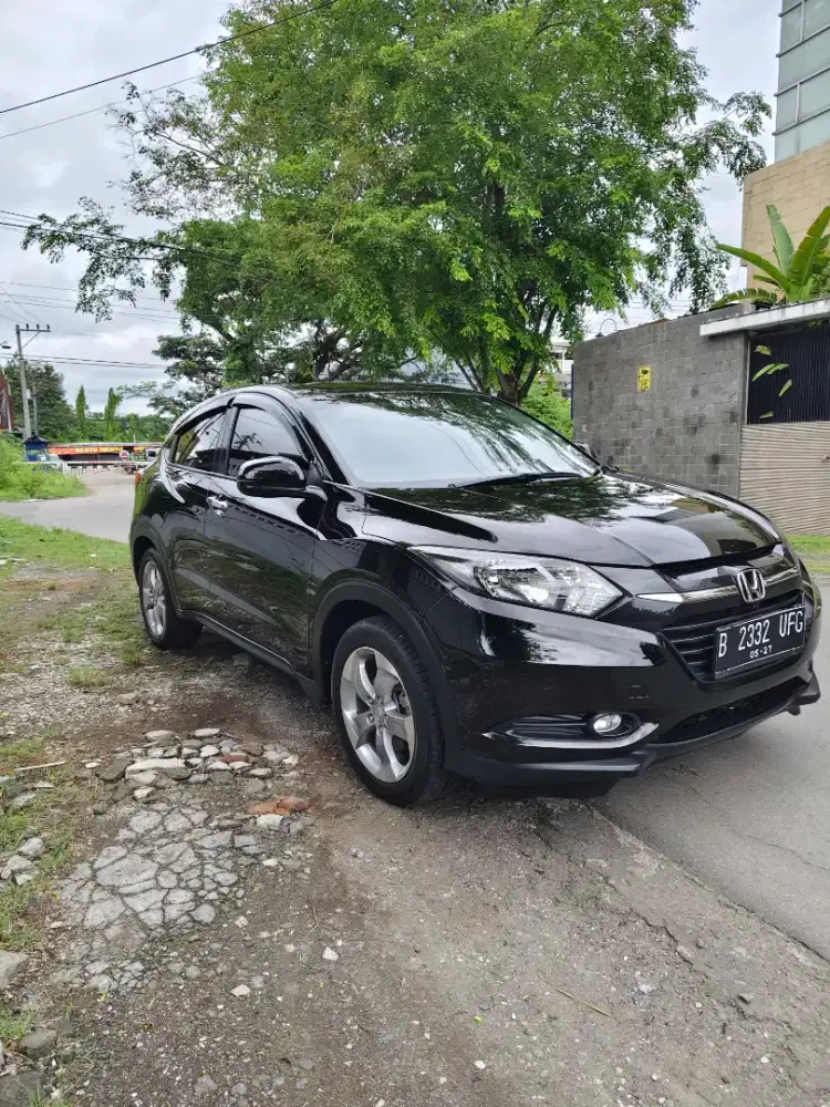 Honda Hr-v  e2017 Hitam