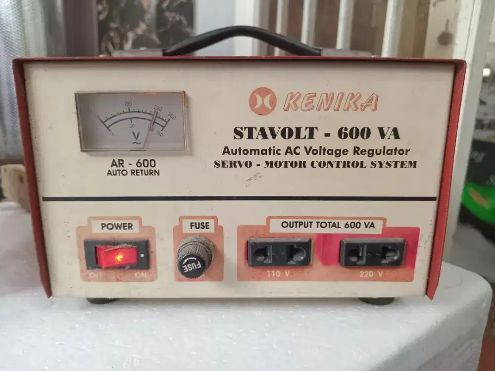 Dijual stavolt 600va (automatic AC voltage regulator)