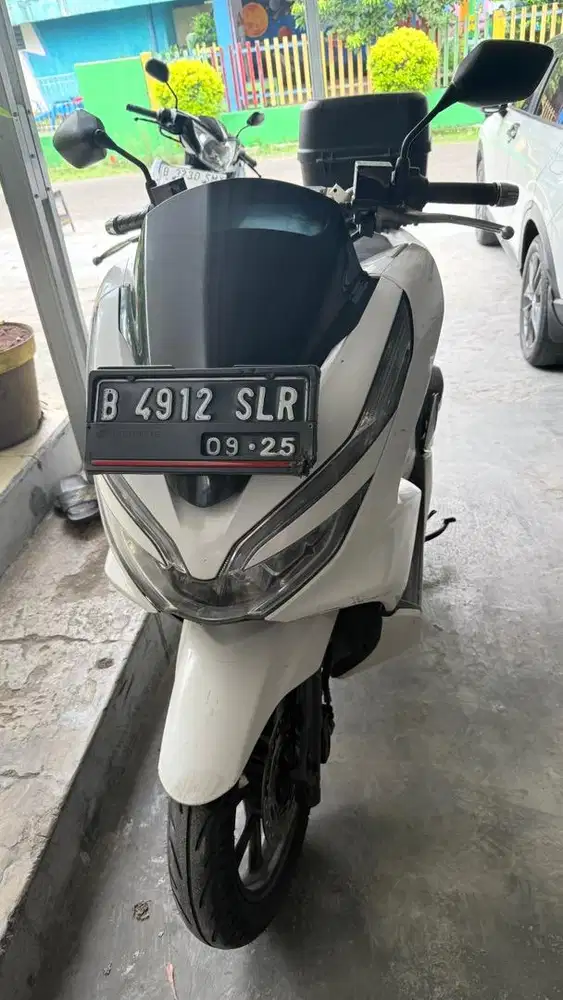 Dijual Motor Honda Pcx 2020 Putih 150cc Keyless