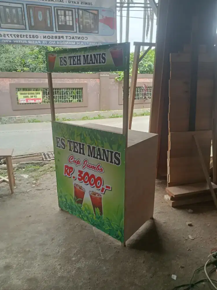 Meja untuk usasha es