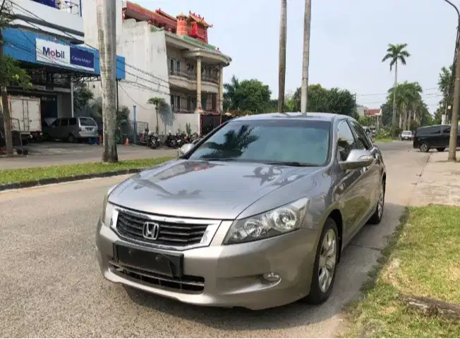 Honda Accord VTI-L 2009