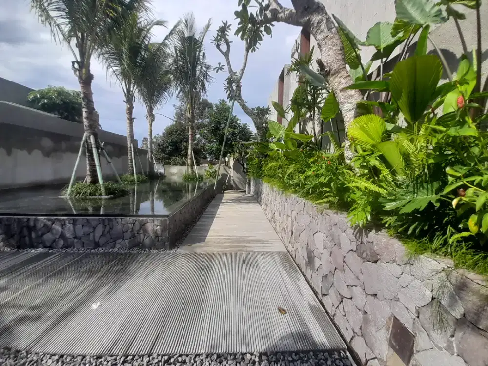 Jasa pembuatan dan perawatan taman