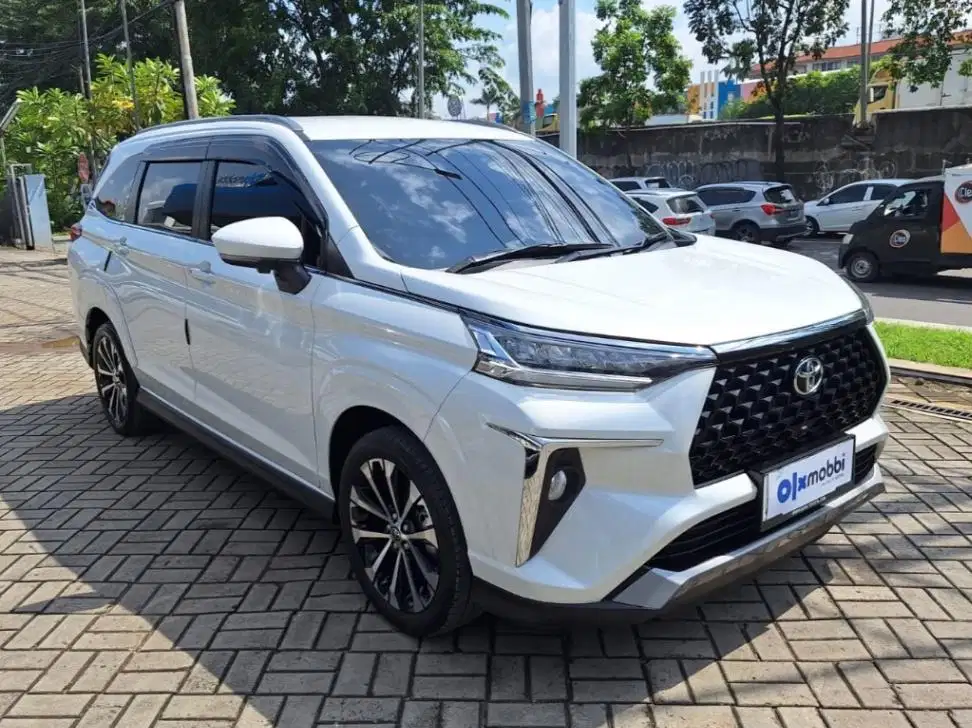 DP MURAH Toyota Avanza 1.5 Veloz Q Bensin-AT 2024 Putih CUYMB