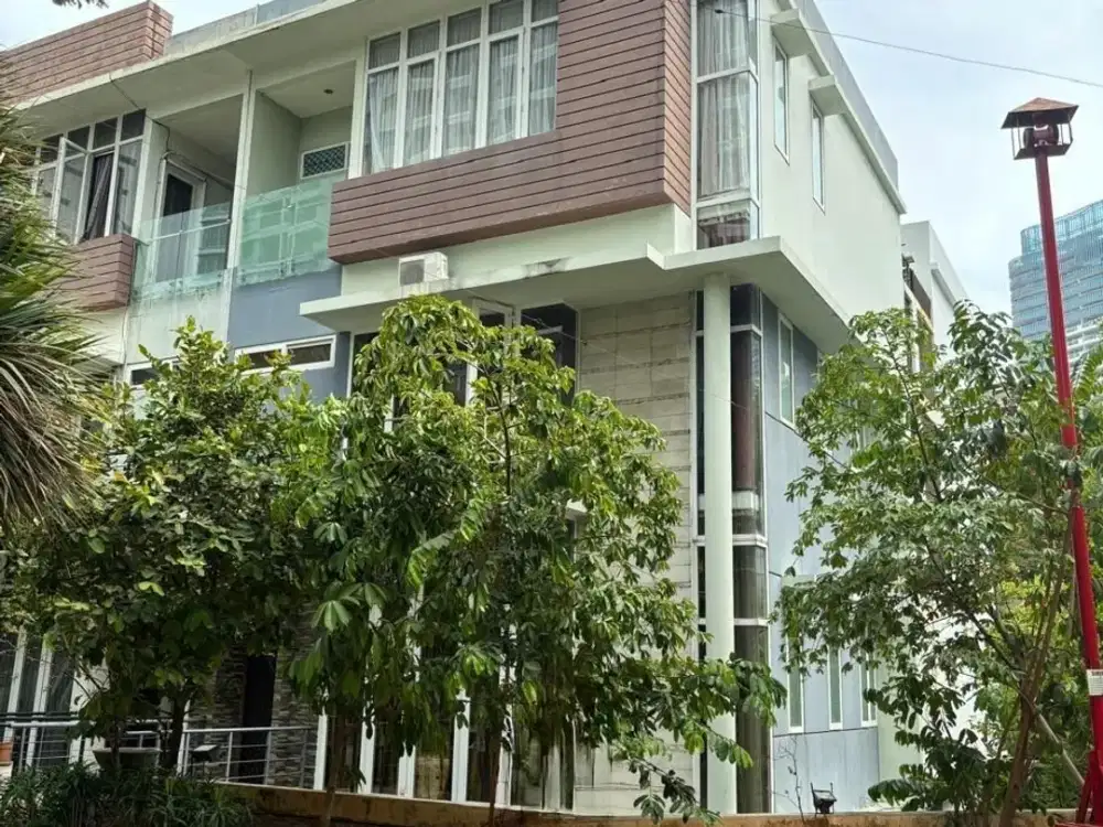 Dijual Rumah Town House Springhill Kemayoran Uku 11X15 Selatan 4 Lt