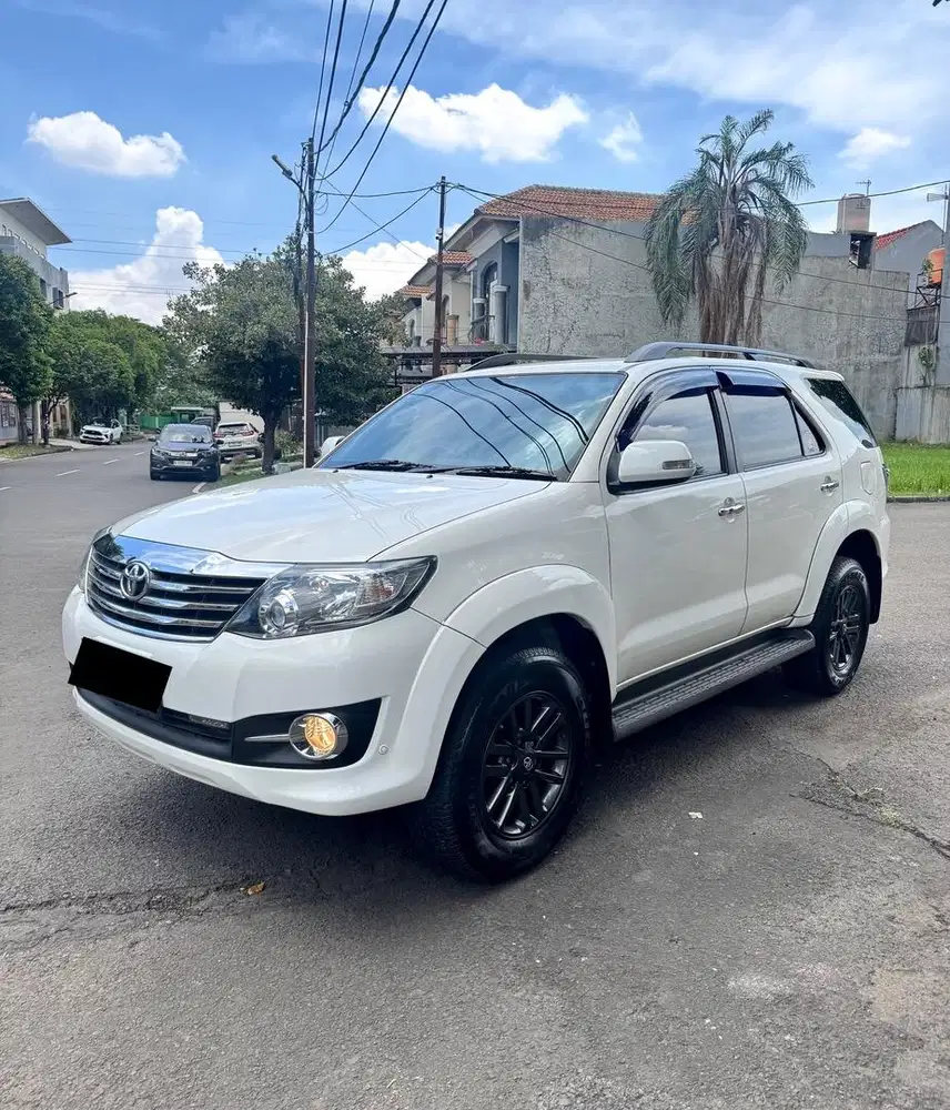 [KM 20 RB] Toyota Fortuner 2.7 G Lux Bensin 2014/2015 Seperti Baru VNT