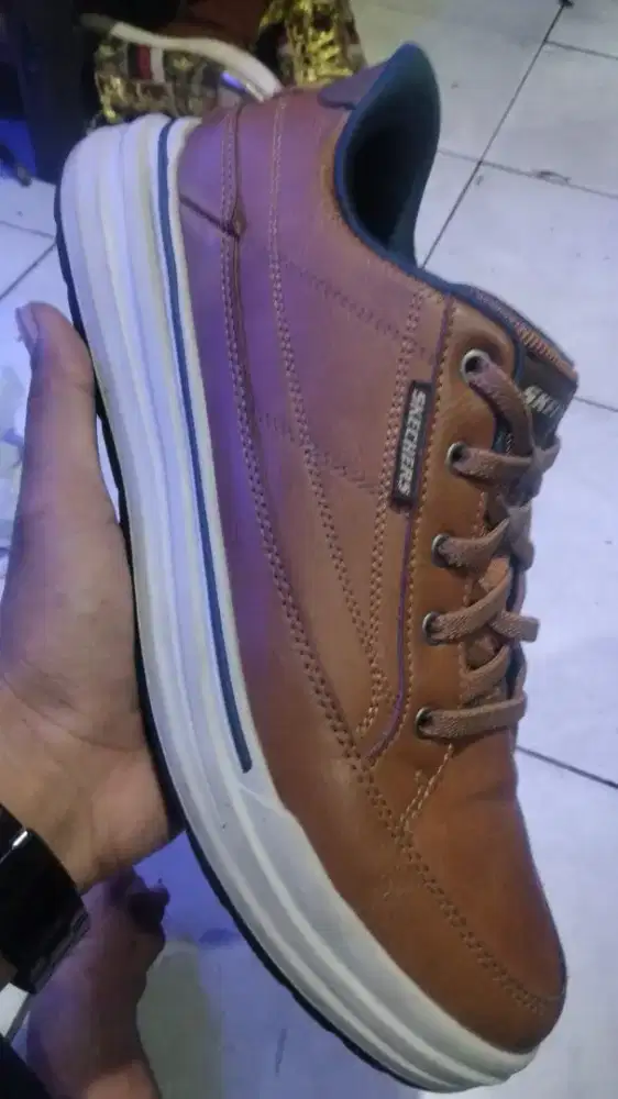 Sepatu merk skecher secen original no 43