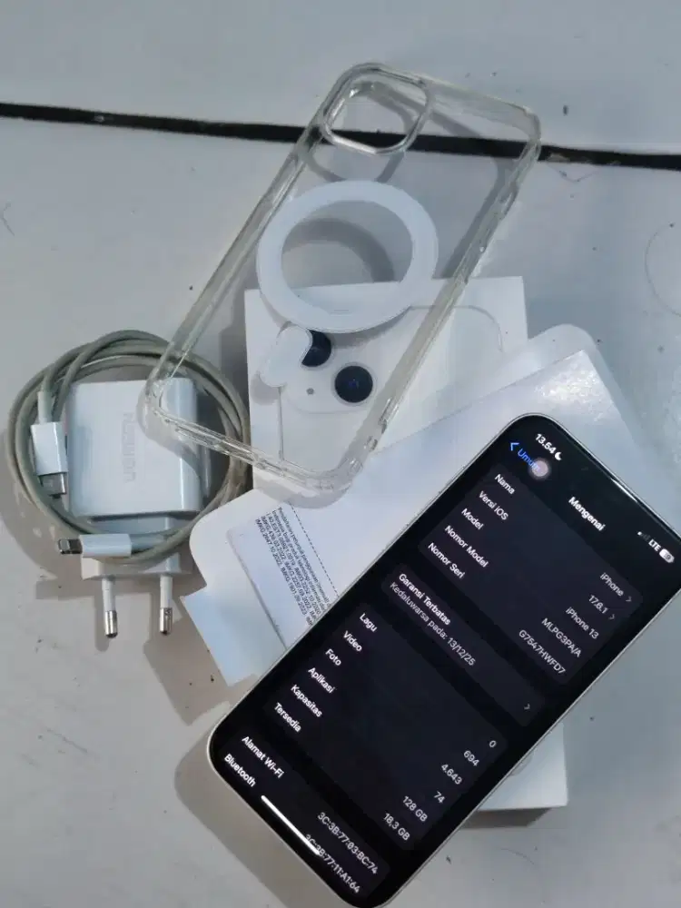 iPhone 13 128 White Ex iBox