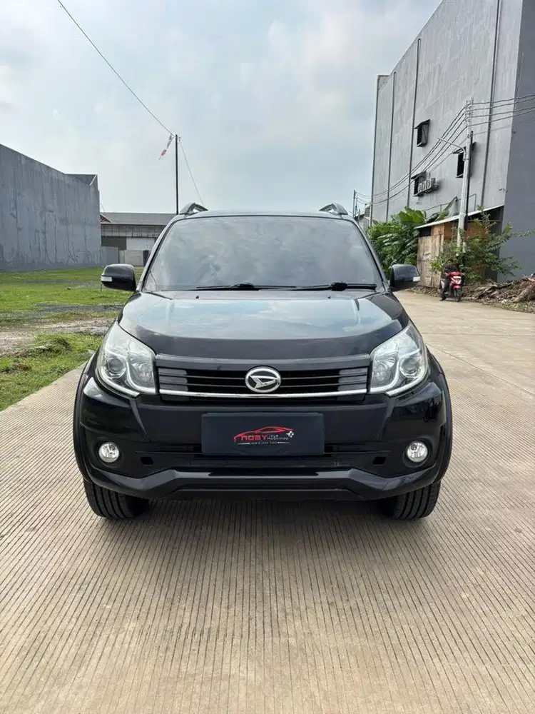 Daihatsu Terios 1.5 R 2017 Automatic ( Hitam Metalik )