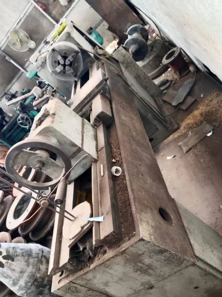 Mesin Bubut Keci 1,5 Meter