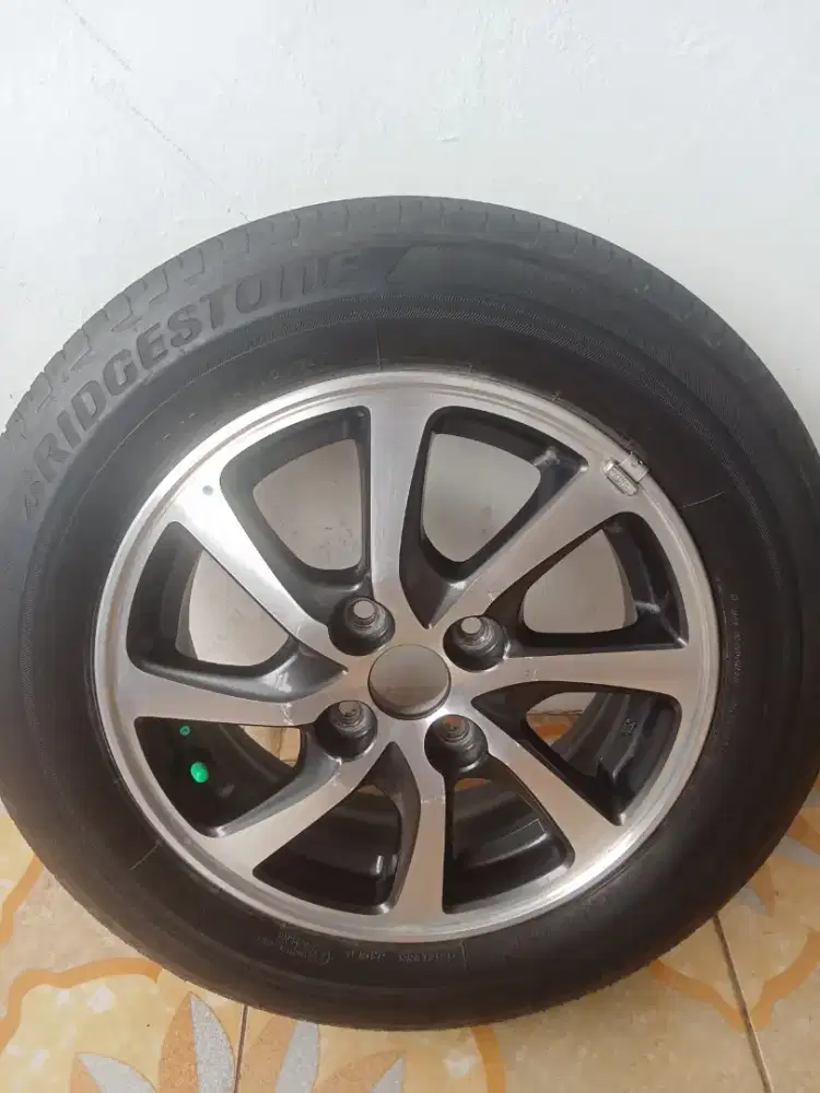 175 / 65 R 14 ban Bridgestone ecopia