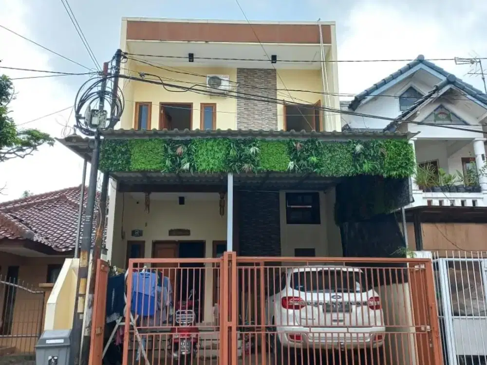 Rumah Minimalis dengan 2 Lantai di Bintaro Jaya - PR 9893