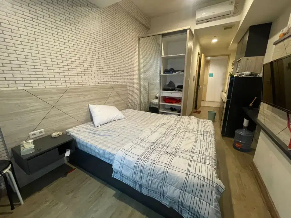 Dijual Full Furnish Apartemen TreePark, Type Studio di BSD City, Tangerang