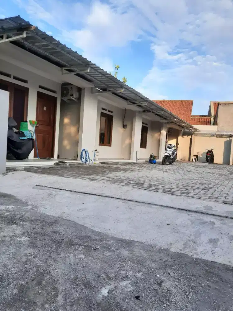 Kos pasutri atau keluarga