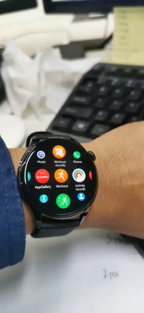 Super Rare Item Huawei Smart Watch 3 Kondisi Sempurna ESIM bagus