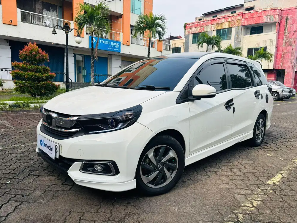 Pajak Panjang - Honda Mobilio 1.5 E Bensin-AT 2019