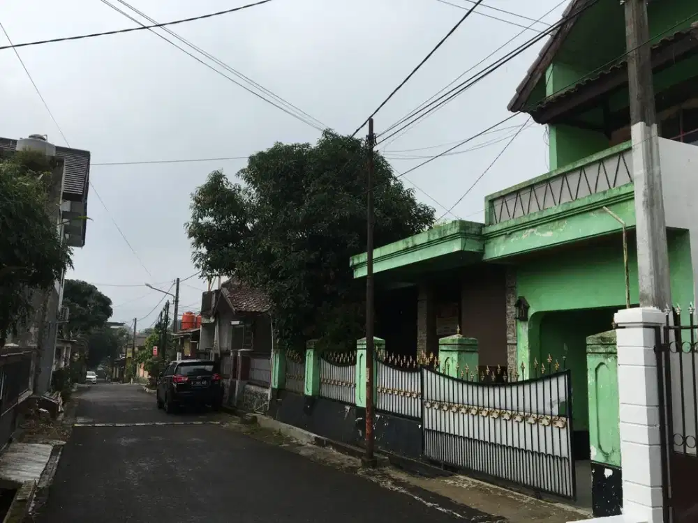Dijual Rumah di Komplek Padasuka Indah Cimahi, 2 Lantai Siap Huni