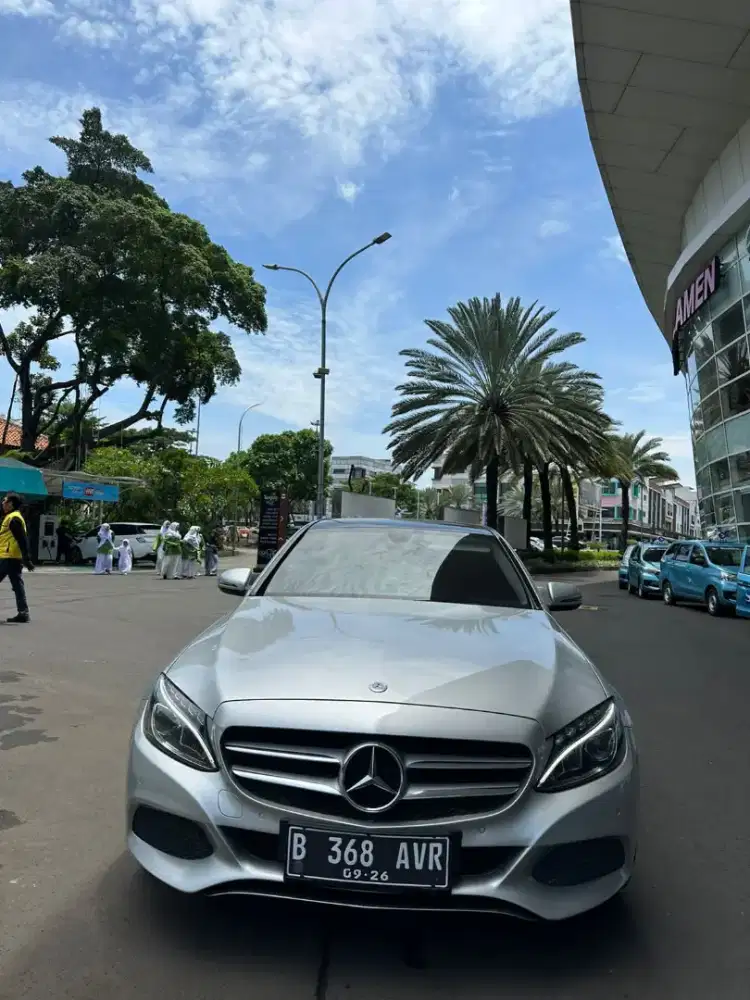 Mercy Mercedes Benz W205 C200 2016