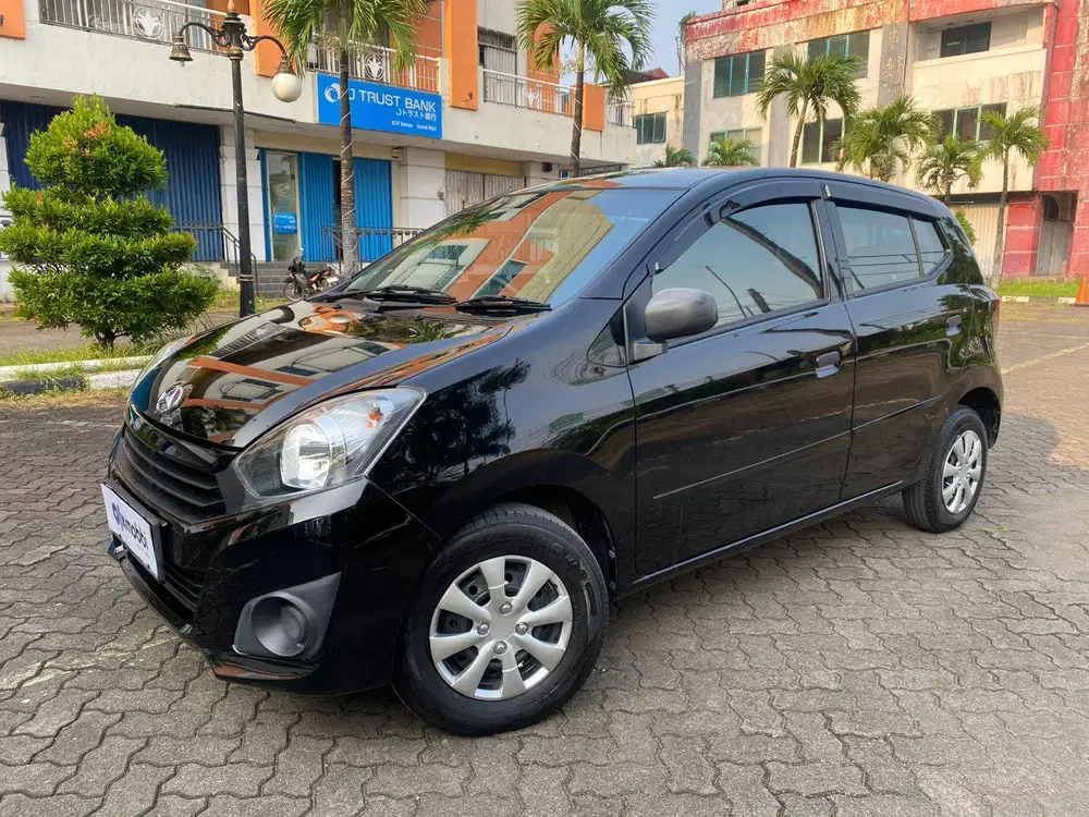 Pajak Panjang - Daihatsu Ayla 1.0 D Bensin-MT 2021