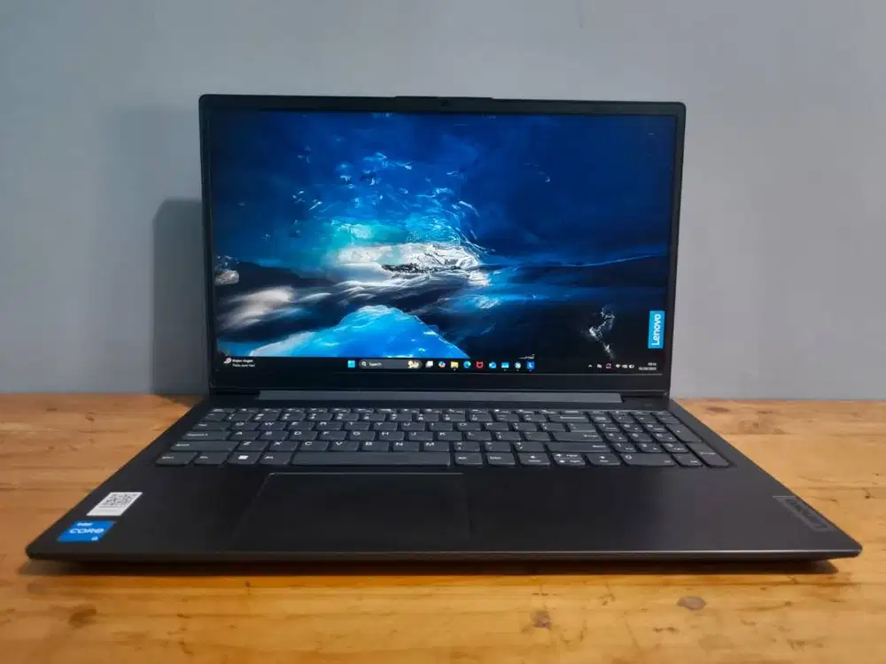 Lenovo V15 G3 IAP Core i3-1215U 8/512GB FHD Garansi Mei 2026