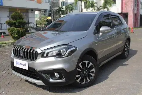 Pajak Panjang - Suzuki SX4 1.5 S-Cross Bensin-MT 2018