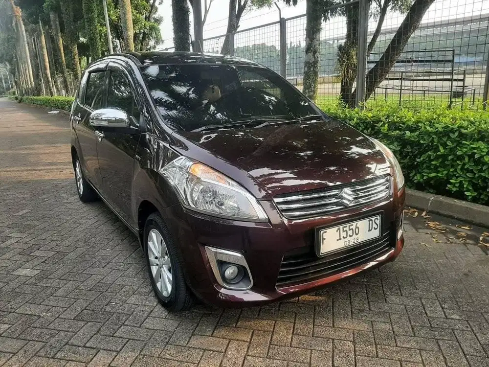Ertiga GX Metik 2013 DP 8 jt
