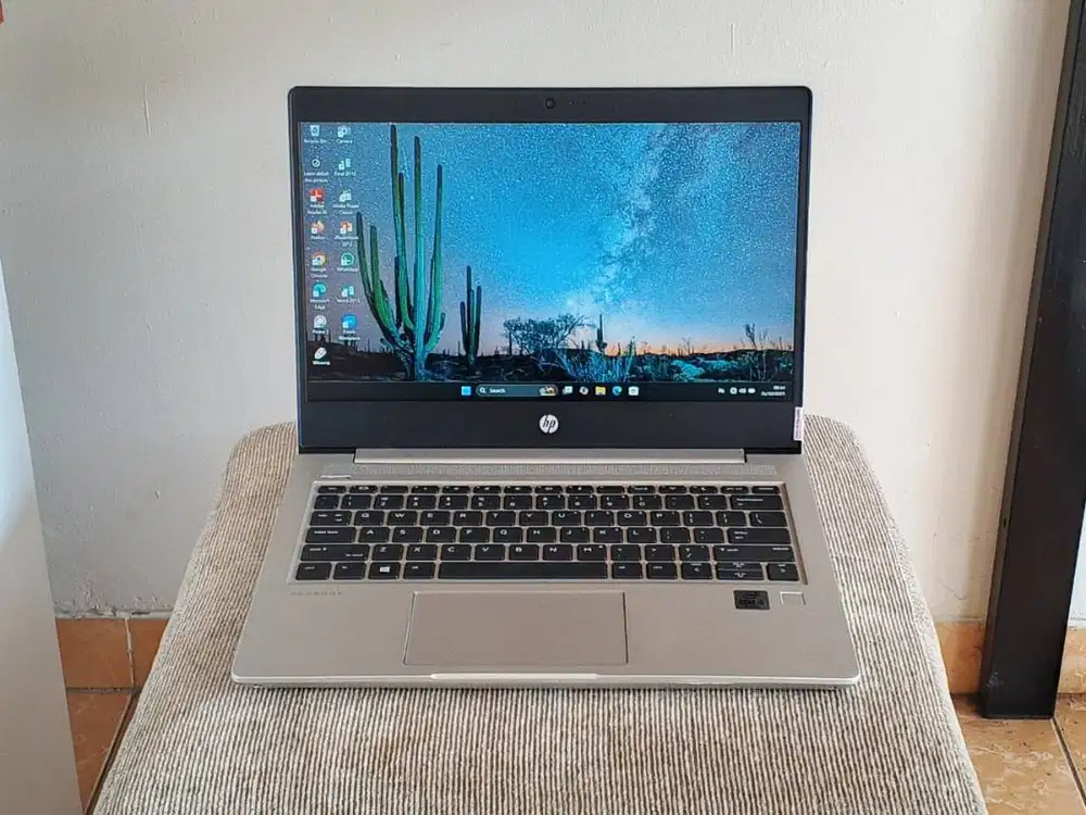 Laptop bekas HP core i5 gen 10 Ram 16 SSD lancar baterai awet standar