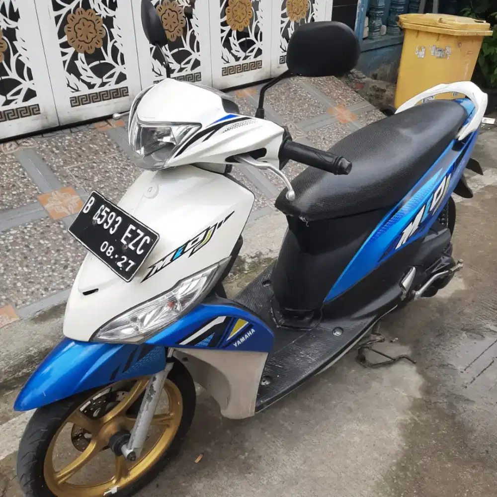 Yamaha Mio J 2012 ss lengkap mesin bagus plat B Depok stater hidup
