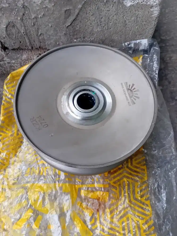 Pully vario 125 KZR