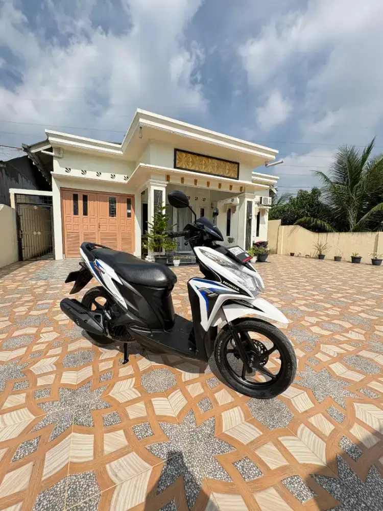 VARIO 125 CC LIKE NEW PAJAK HIDUP FUL 13 BULAN