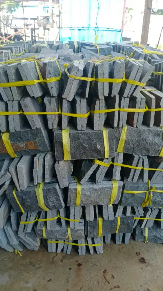 Batu alam 10cm x 20cm