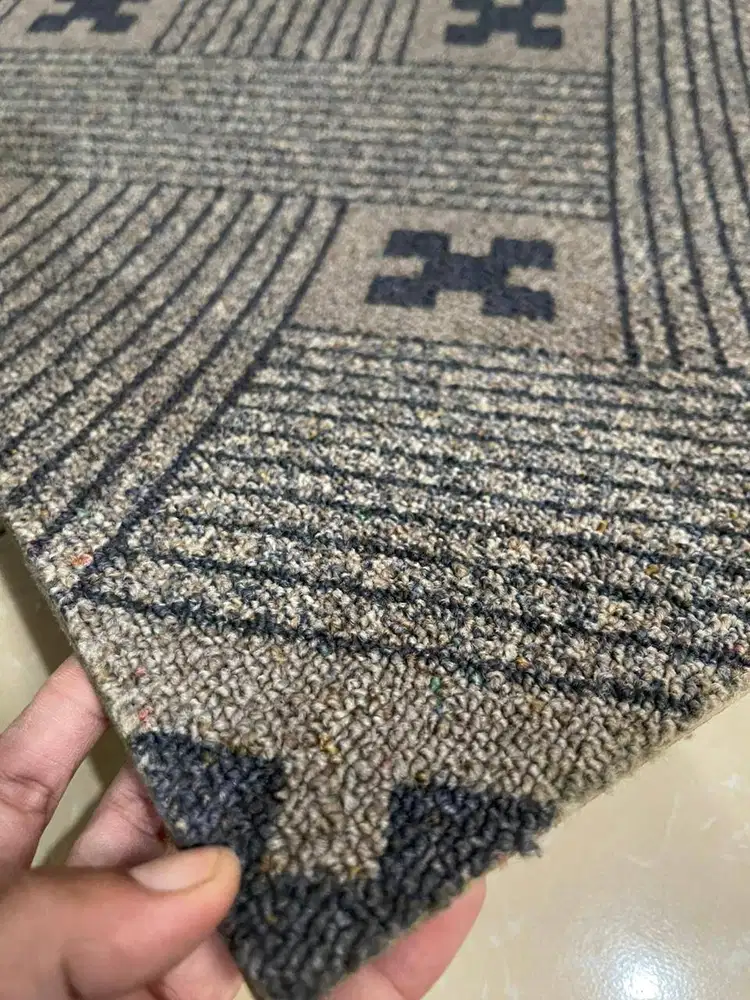 Jual karpet Kantor second berkualitas