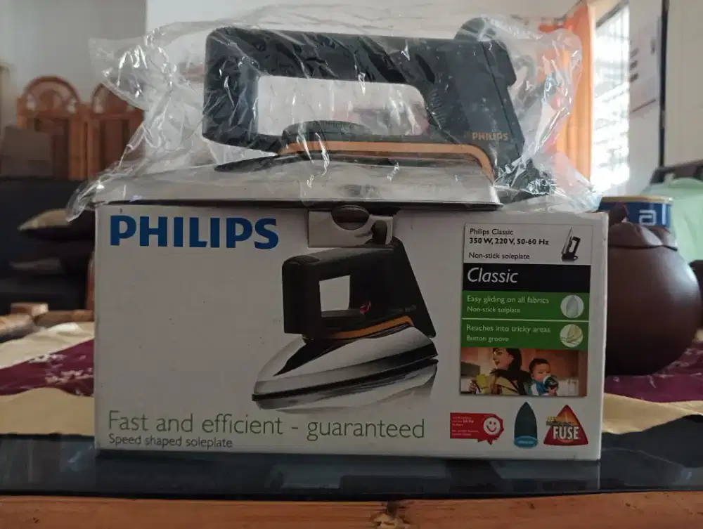 Setrika Philips HD1172