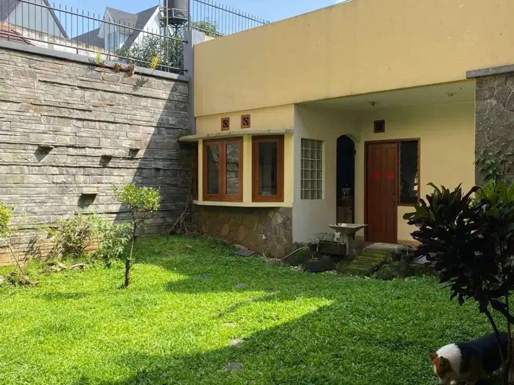 Dijual Rumah Mainroad Setraduta Raya dkt Pasteur Geger kalong Sarijadi Sukajadi Setrasari Sutami Surya Sumantri