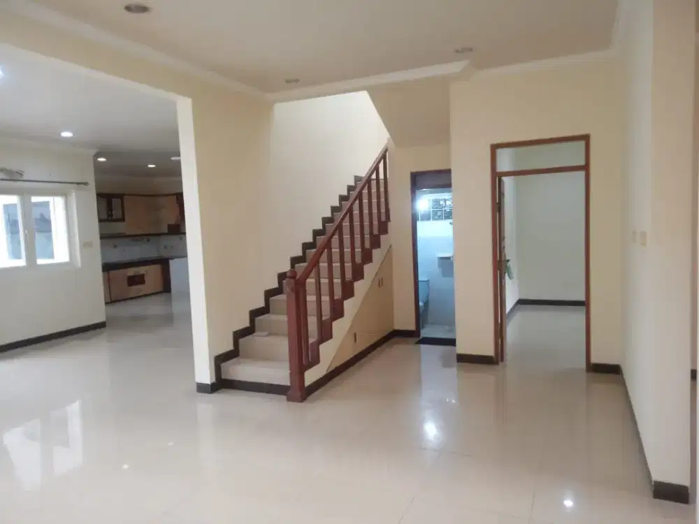 Dijual rumah cluster alam sutera