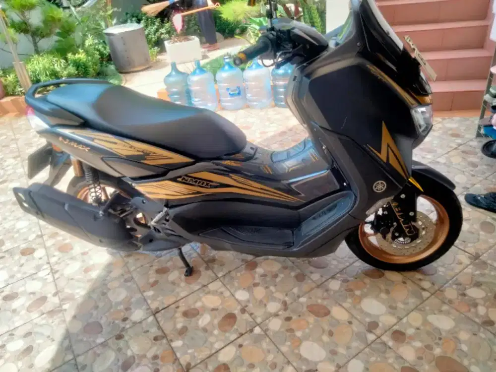 Motor Yamaha Nmax 2022 ABS