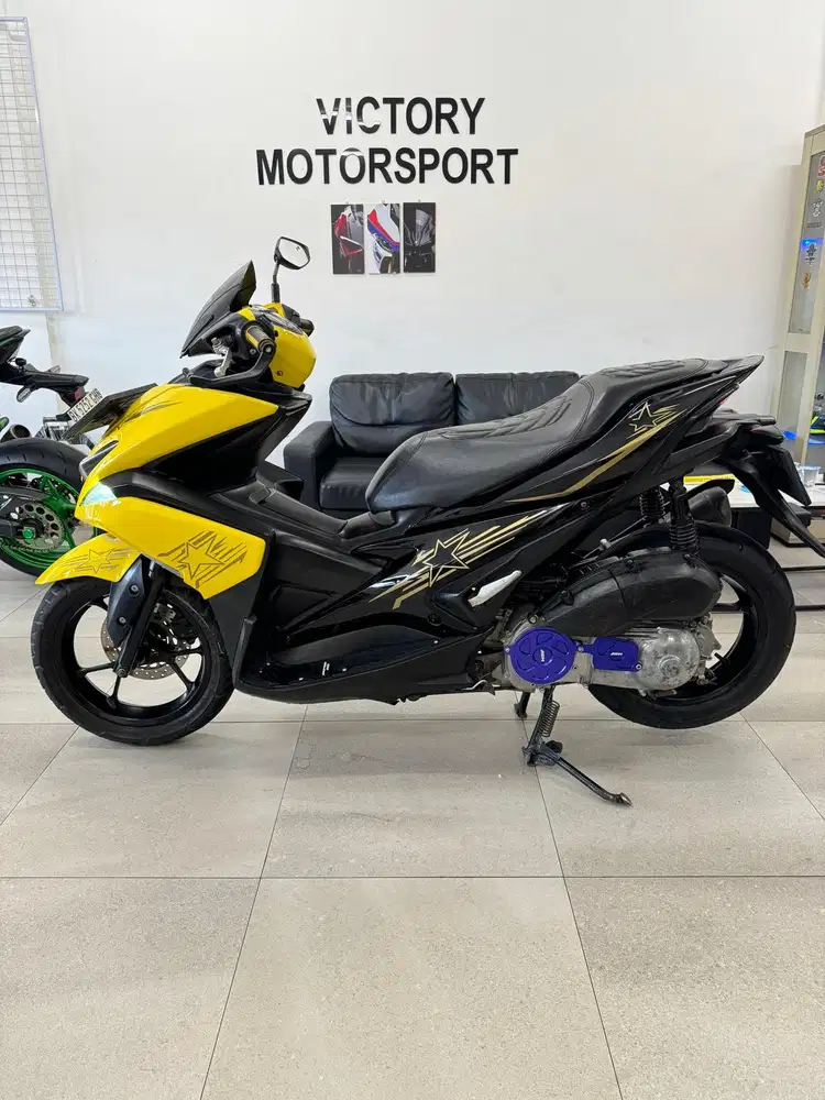 Yamaha Aerox 155 VVA tahun 2018 warna Kuning Hitam Aerox155 Matic Lama