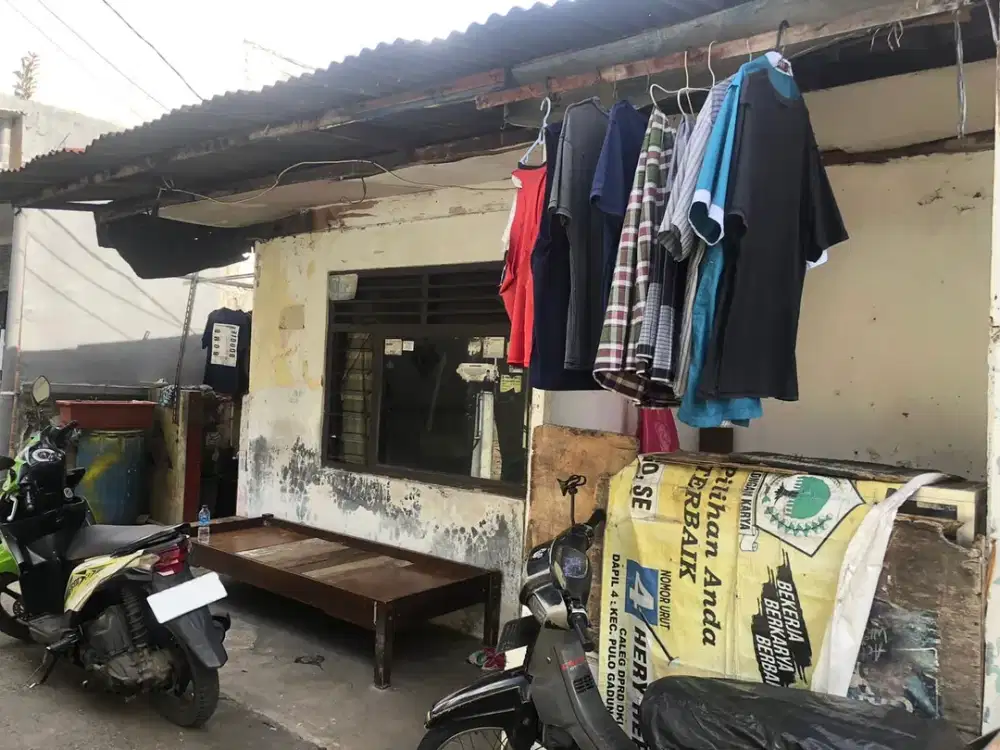 Dijual Rumah Tua Hitung Tanah Di Daerah Rawamangun, Jakarta Timur