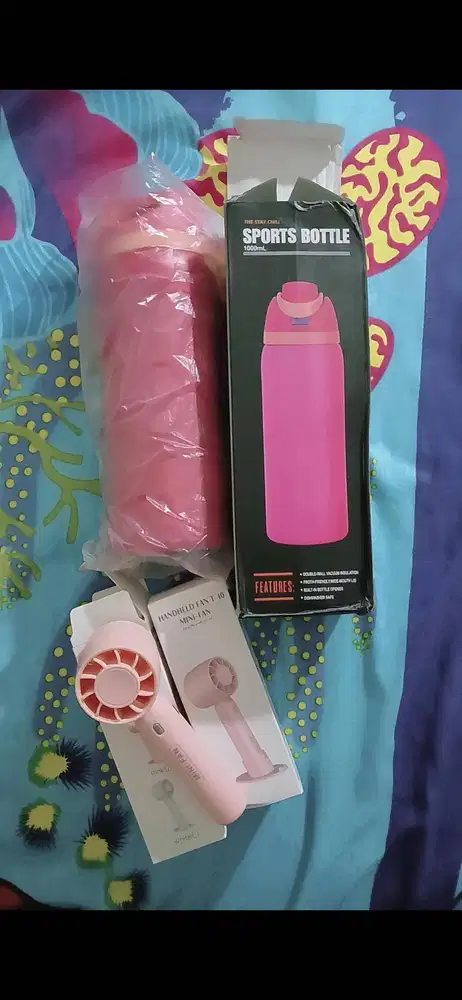 Dijual 2 mini fan dan 1 sports bottel