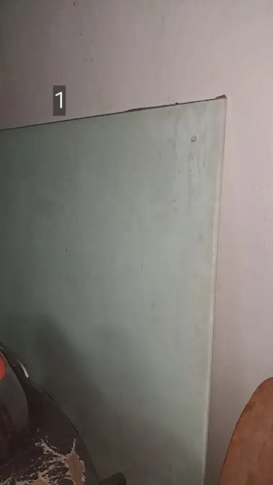 Kaca bekas ukuran besar