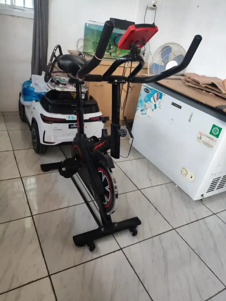Sepeda statis masih bagus cocok untuk olahraga dirumah