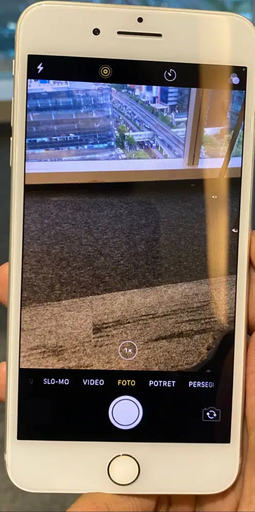 Iphone panan kondisi prima lengkap. Nego tipis Jual cepat hari ini.