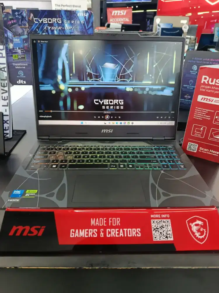 Laptop Msi Cyborg 15 B2RWFKG50 Intel Core 7 240H RTX5060 Bisa Paylater