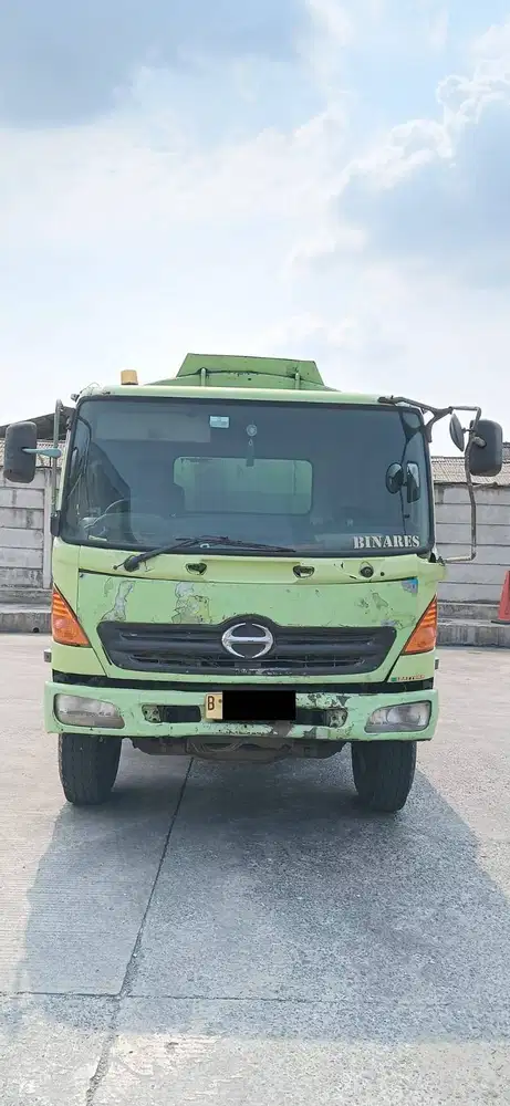Dijual Hino FL235JN FL Tangki 24KL FL235JN CPO